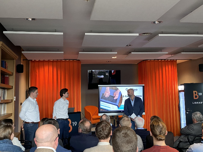 Workshop sur la facturation électronique au B19. Photo prise lors du workshop sur la facturation électronique au b19 le 13 mars 2025. Deux intégrateurs Odoo en Belgique présentent.